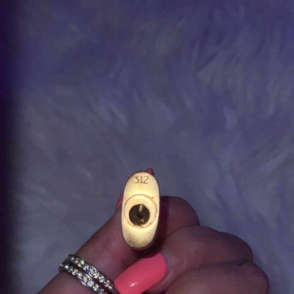 Louis Vuitton Lock 312. No key! It’s for pendant or charm. - Picture 4 of 6